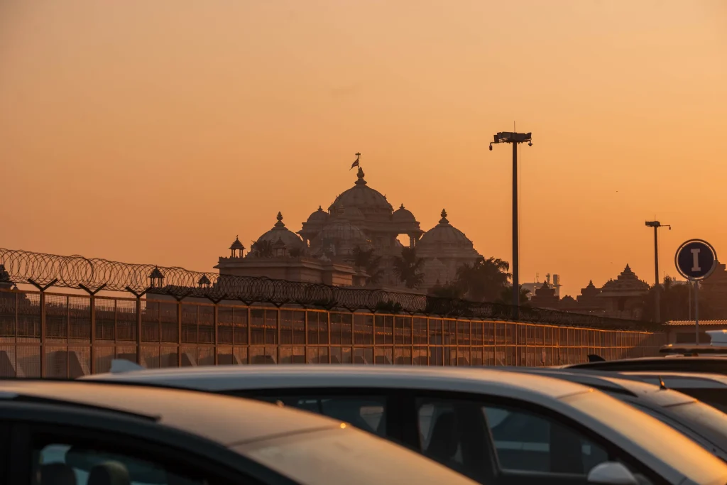 New Delhi 121