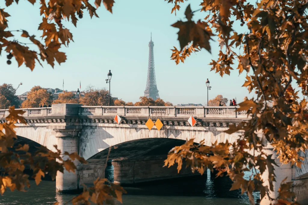 Paris 80