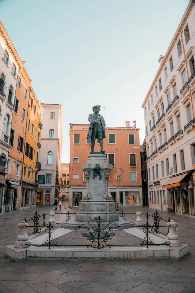 Venise 25