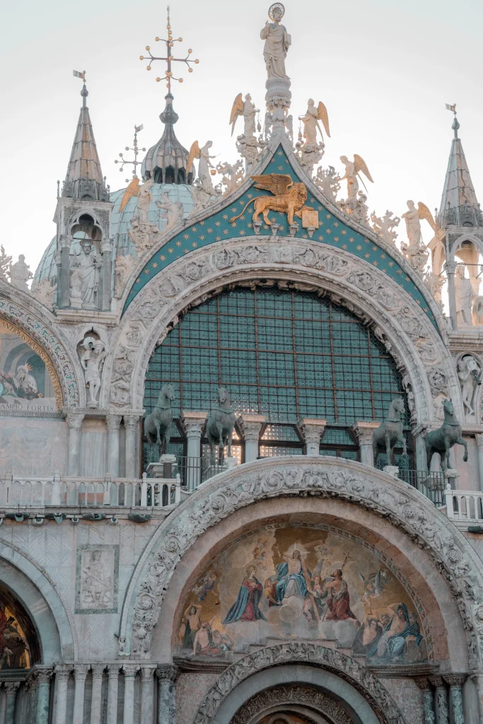 Venise 33
