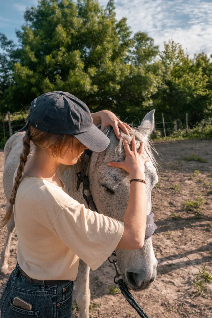Iris Godin Ostéopathe Animalière – Reportage 09