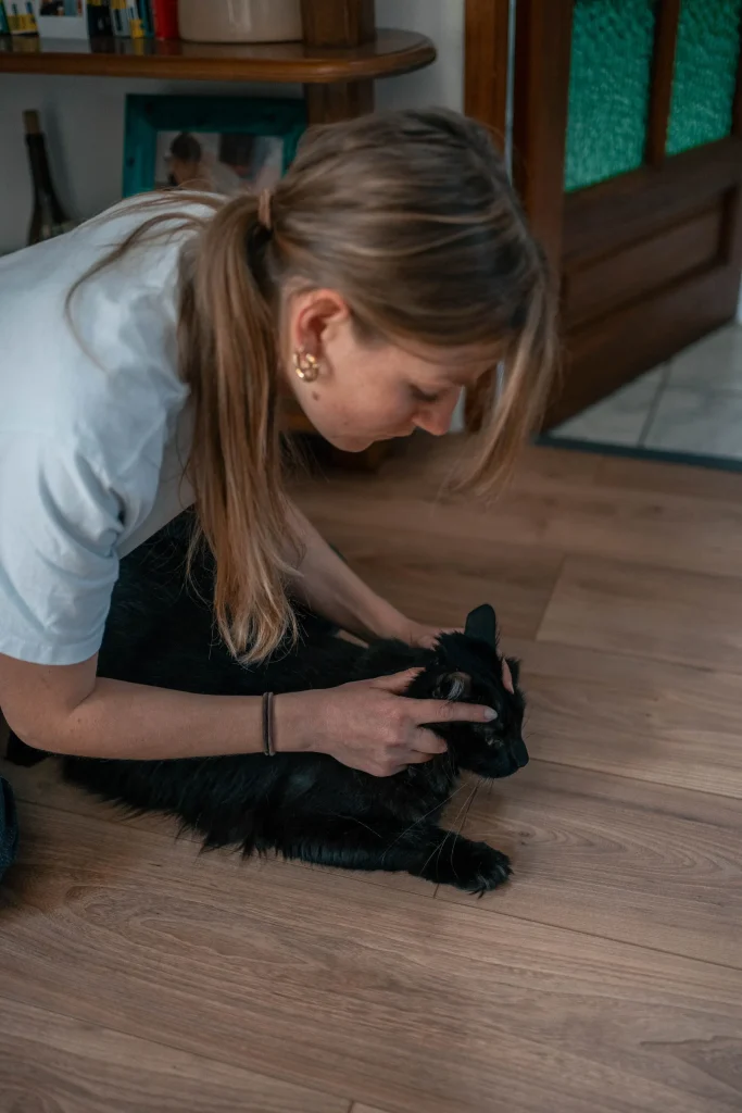 Iris Godin Ostéopathe Animalière – Reportage 29